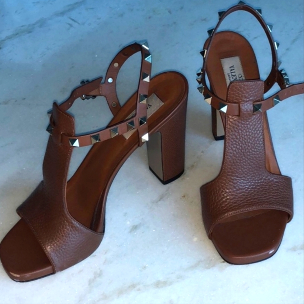 Valentio Garavani Sandals
